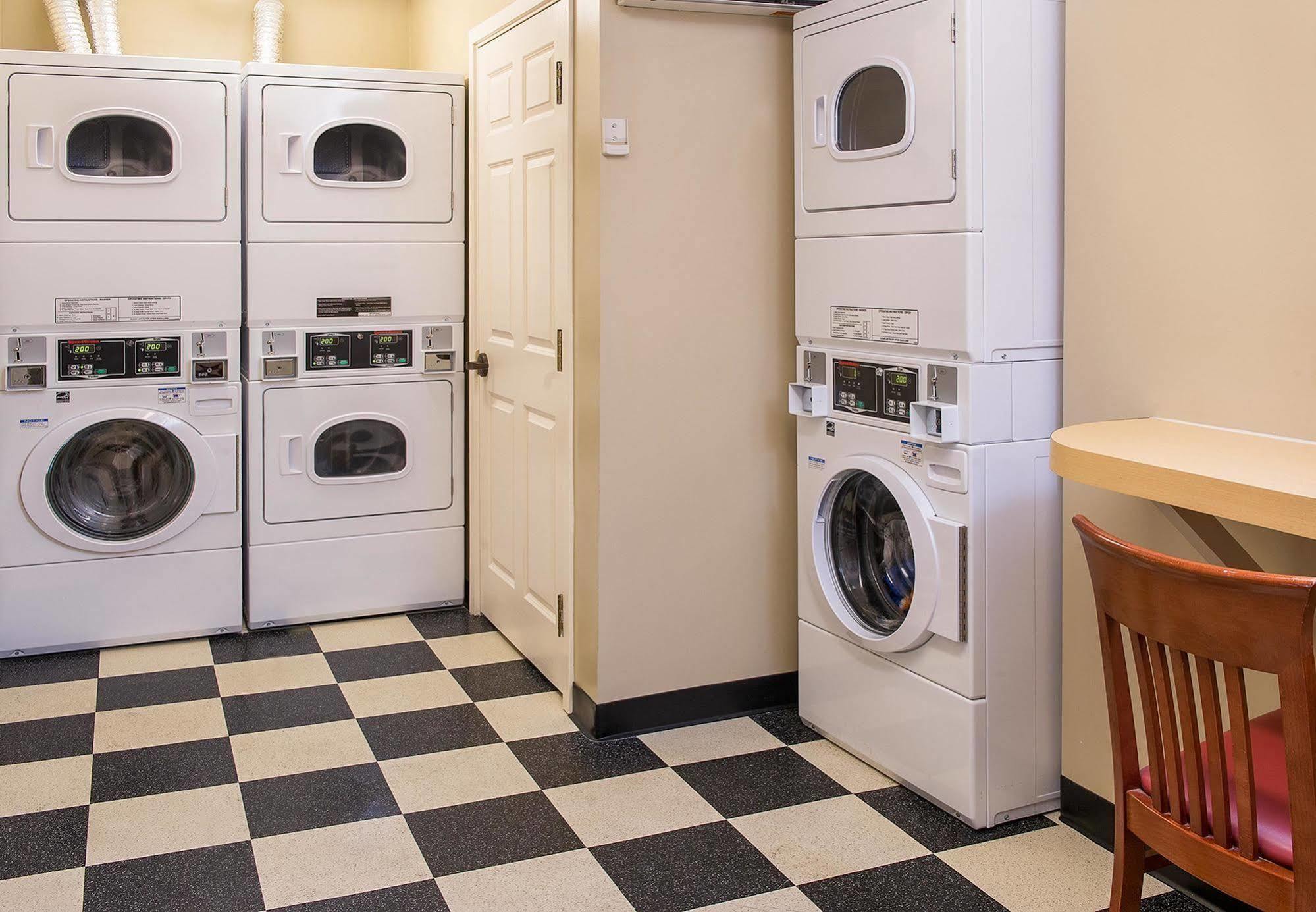 Extended Stay America Suites - Chantilly - Dulles Dış mekan fotoğraf